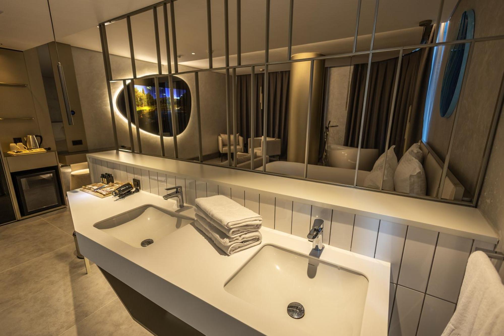 אנטליה Four Hills Hotel מראה חיצוני תמונה