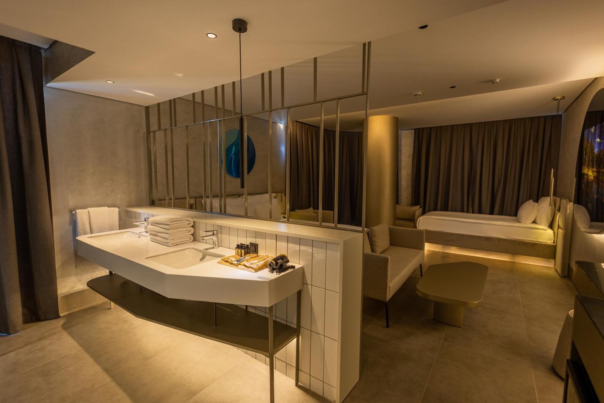 אנטליה Four Hills Hotel מראה חיצוני תמונה